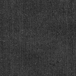 Peut inclure: Gros plan sur un tapis gris foncé avec une texture côtelée. Les lignes verticales créent un motif sur la surface. Le tapis semble être fait d'un matériau doux et durable, adapté au revêtement de sol.