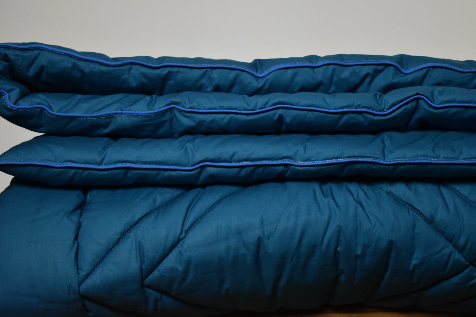 Blooms 100 percent Cotton Coverless Duvet - Teal, Double size