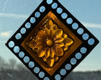 Handmade Recycled Glass Square Flower Molding with Dots Stained Glass Suncatcher