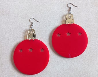 Boucles d’oreilles de Noël, Boucles d’oreilles d’ornement rouge, Boucles d’oreilles de boule de Noël, Grandes boucles d’oreilles en acrylique, Boucles d’oreilles pendantes festives, Bijoux de Noël