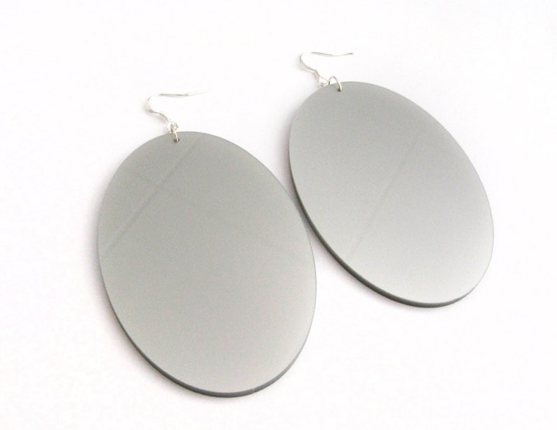 Large Oval Silver Matte Acrylic Earrings, Laser Cut Earrings, Big Party Statement Earrings, 80s Jewelry, Metallic Disc Earrings, 80's Style image 4