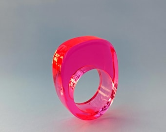 Neon Fuchsia Acrylic Ring: Chunky Transparent Plexiglass Fashion Ring