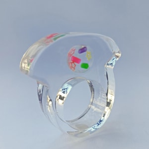 Clear Statement Ring, Huge Acrylic Ring, Memphis Style Lucite Ring, Big Chunky Plexiglass Ring, Bold Transparent Ring, Fashion Ring