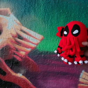 DEADPOOL, superhero, cthulhu lovecraft, arkham horror, crossover, geek, amigurumi, geek, mashup, cthulhu plush image 5