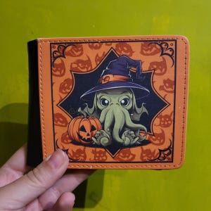 Cartera Halloween, Cartera Cthulhu, La llamada de Cthulhu, Regalo Halloween, Cartera terror, Inspirada en Lovecraft, Cartera de cuero negro