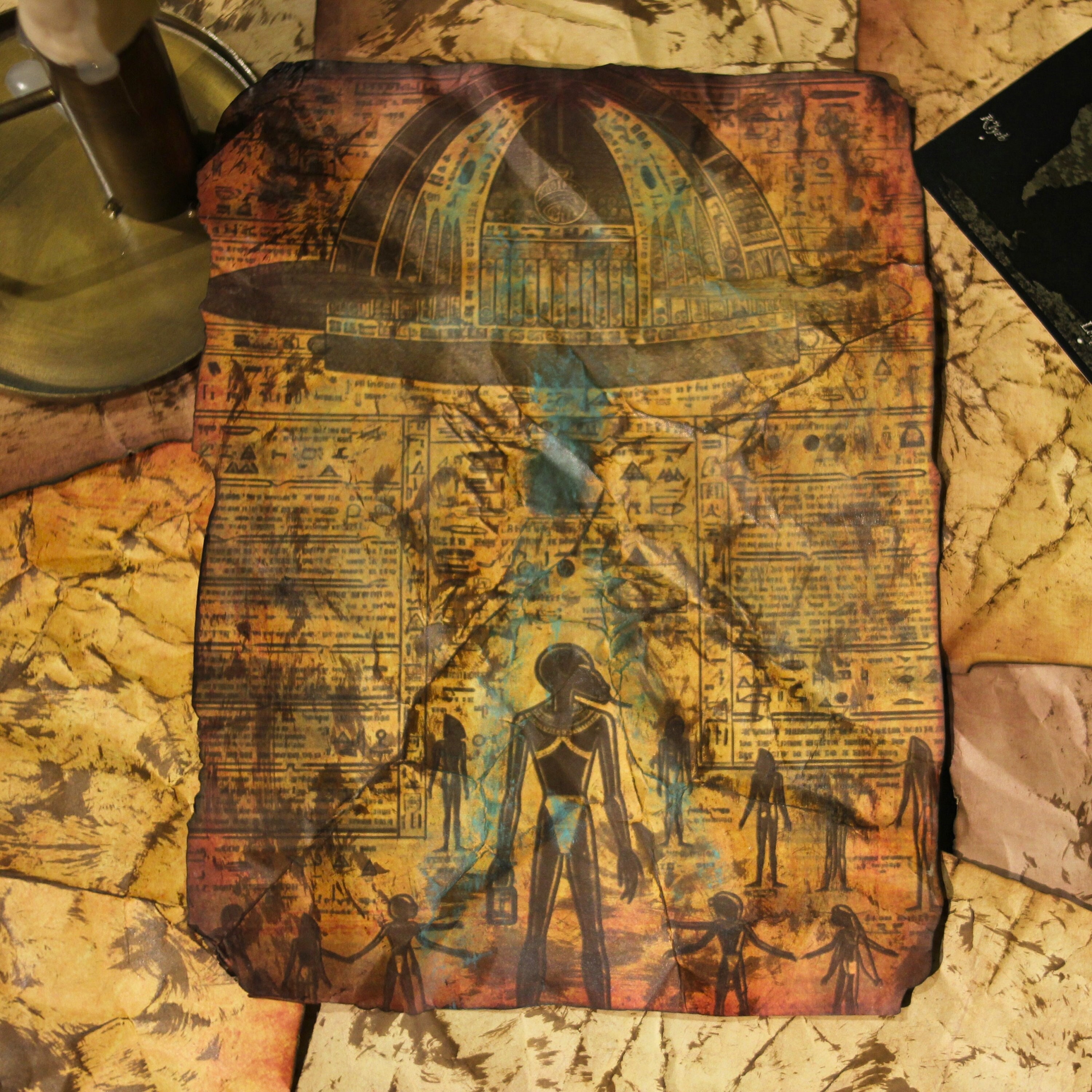 Alien Scroll, UFO Blueprints, Alien Autopsy, Area 51, Glows in the Dark ...