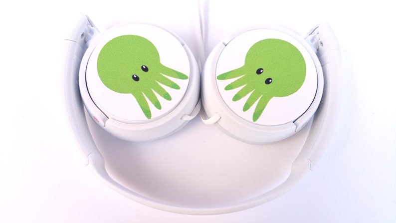 HEADPHONES CTHULHU KAWAII lovecraft madness novel music mp3 pc micro geek adorable