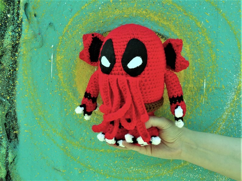 DEADPOOL, superhero, cthulhu lovecraft, arkham horror, crossover, geek, amigurumi, geek, mashup, cthulhu plush image 2