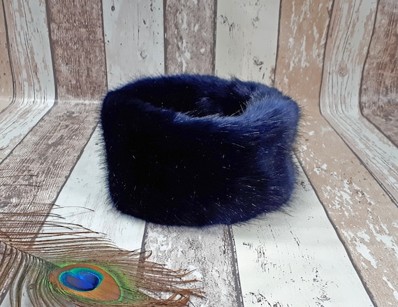Luxury Navy Faux Fur Headband: Handmade British Fabric  display picture 3