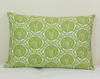 Green & off-white batik pillow cover.  12 x 20 lumbar pillow cover. Accent pillow.