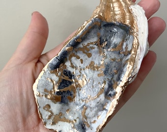 Oyster shell trinket dish handmade black grey gold hand painted design gift box