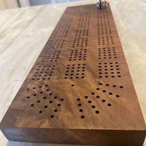 Walnut Cribbage Board - 4 Person
