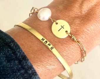 Pearl and Cross Gold Paperclip Chain Bracelet: Adjustable