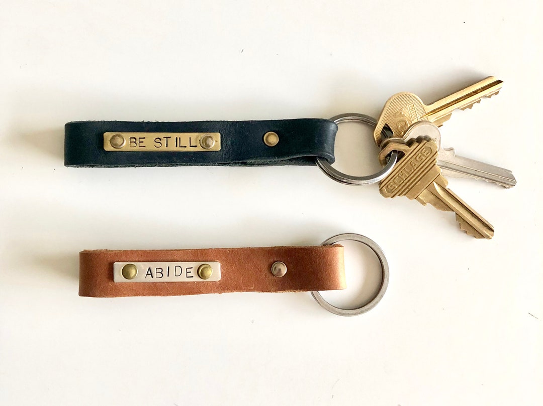 Personalized Leather Keychain: Custom Word Gift, Bridal Party Favors - Etsy