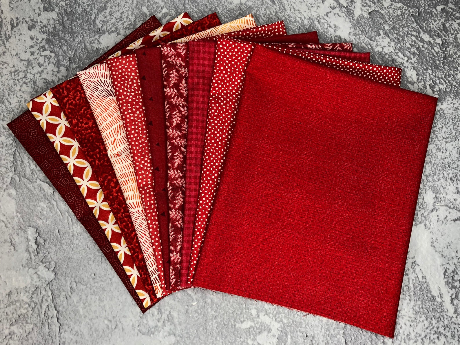 Red Quilting Cotton 10 Fat Quarter Bundle 100 Cotton Fabric Etsy