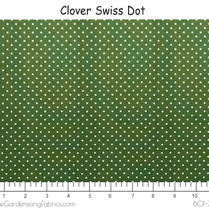 Pois suisse - trèfle vert d'une demi-cour C670-CLOVER Riley Blake Designs Tissu 100 % coton