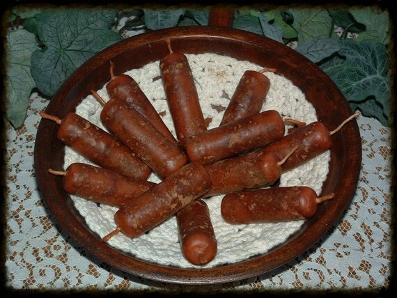 4 Primitive Grubby Grungy Thick Candles 5 Fragrances Scents Candle Holders Stick