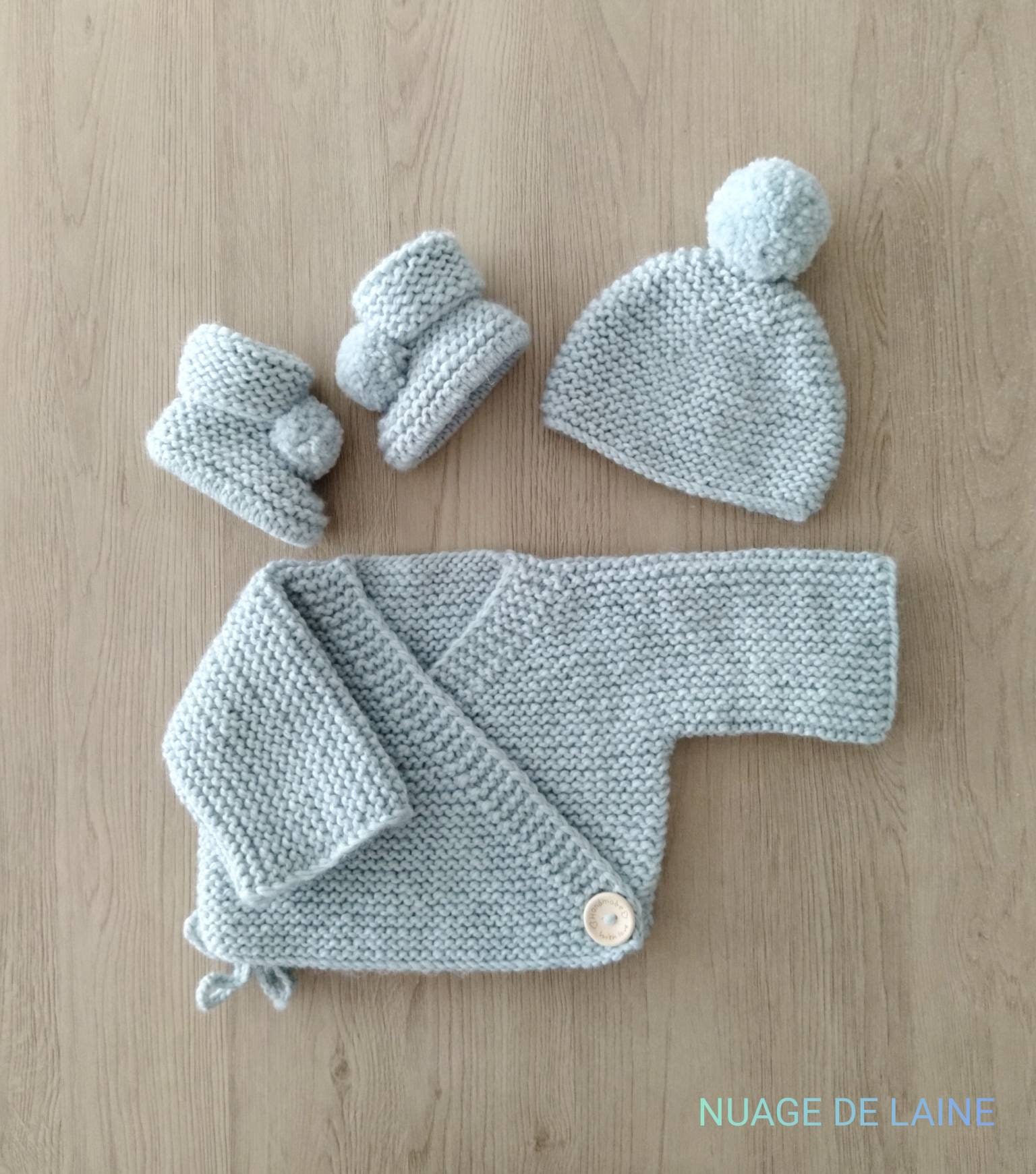Ensemble Naissance Fait Main : Brassière, Bonnet Et Chaussons - Taille 00 - Blanc Neuf