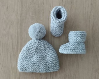 Ensemble bonnet chaussons bébé / fait main en France / laine OEKO-TEX / layette , cadeau naissance ,