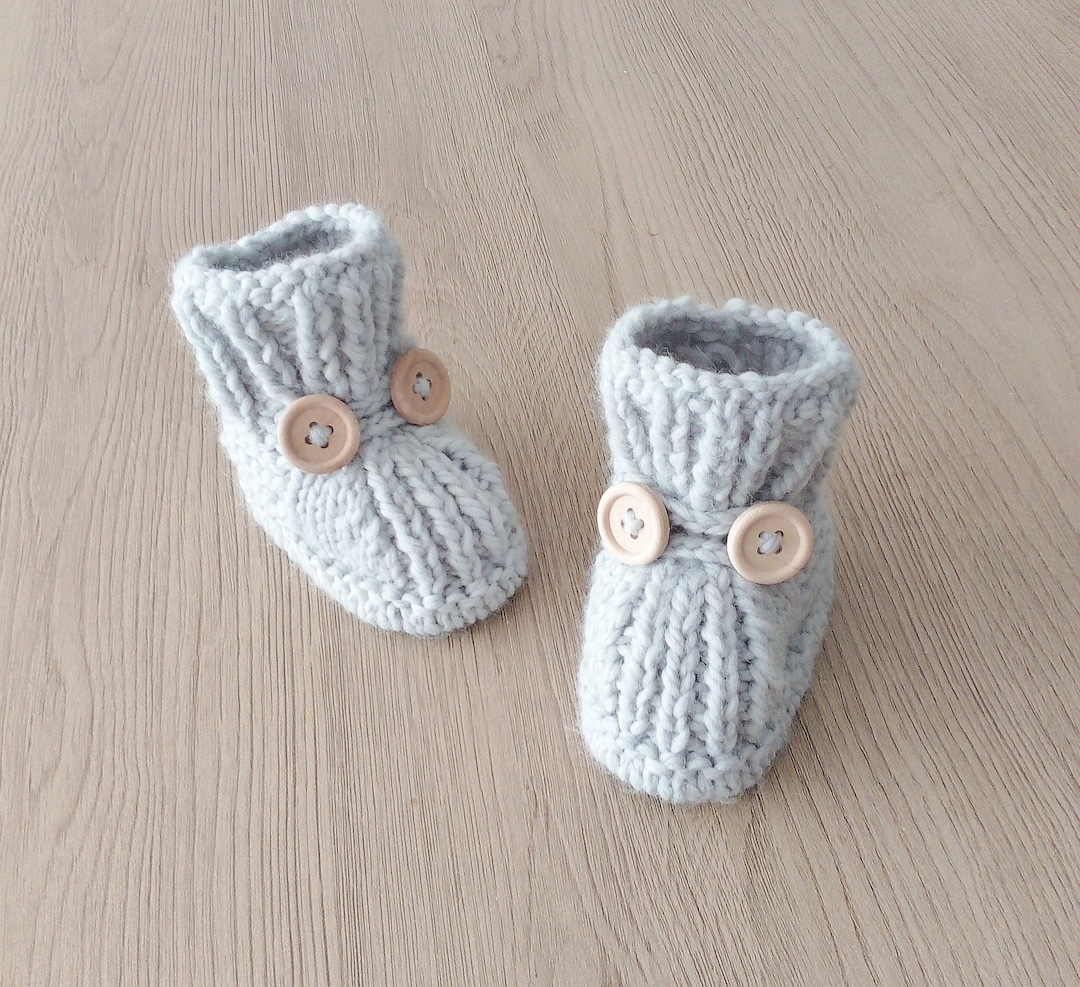 Chaussons Bébé Tricotés Main En Laine Mérinos Couleur Moutarde - Taille 0-3 Mois, Neufs Avec étiquettes