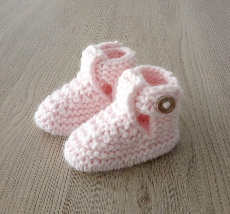 Chaussons Bebe Laine Tricot Layette Cadeau Maternite Naissance Etsy Chaussons Bebe Laine Tricot Layette Cadeau Maternite Naissance Etsy