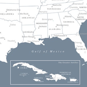 Puede incluir: Un mapa de los Estados Unidos que muestra los estados y las principales ciudades. El mapa tambi&eacute;n incluye una vista ampliada de las islas del Caribe, incluidas Cuba, Jamaica, Hait&iacute; y Puerto Rico.