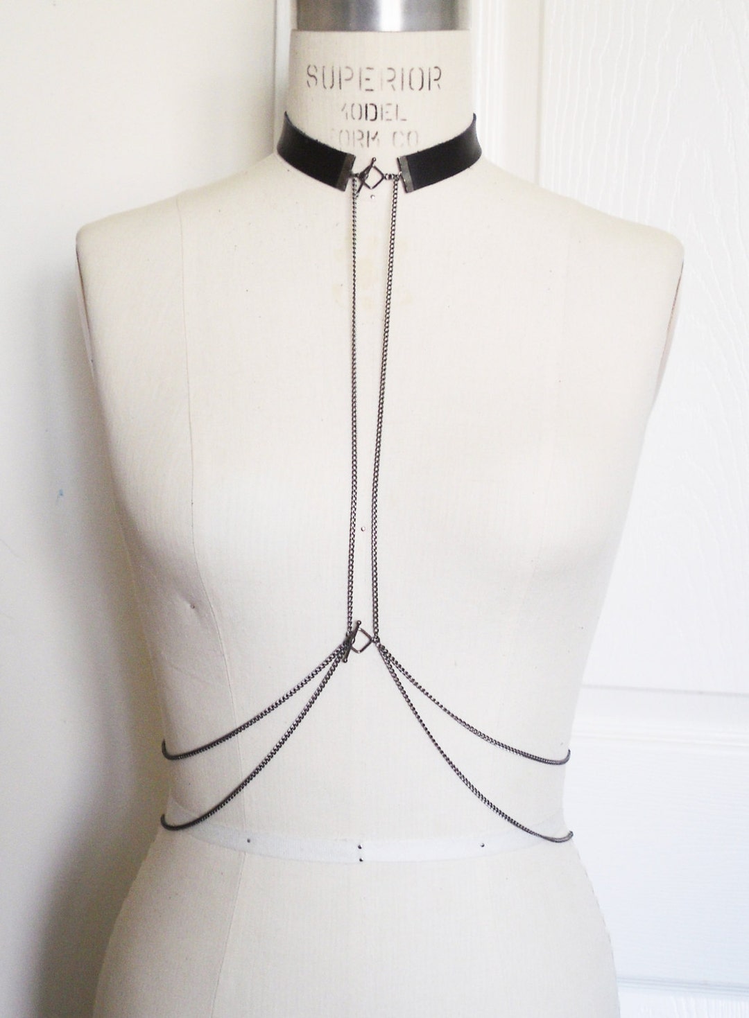 Chain Body Harness, Leather Collar, Leather Harness, Necklace With Attached Chain, Belly Dance