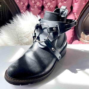 umschnalldildo forum Boot Dildo Harness main image 1