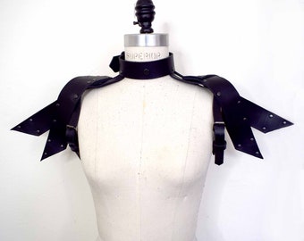 Kira Black Winged Shoulder Harness, Black Epaulette, Angel wings, Steampunk Gothic Lolita, Cosplay Accessory, Burning Man, Leather Harness