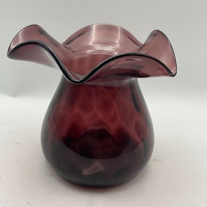 Vintage Purple Hand Blown Ruffled Top Glass Vase 4.5”