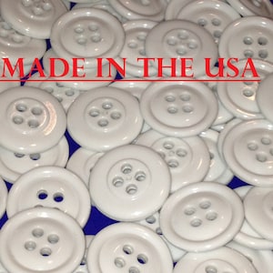 3/4&quot; White Buttons - White Plastic Buttons -  20 mm White Buttons -- Button Lot - Crafting Buttons - Sewing Buttons - 4 hole