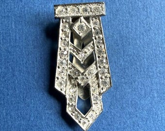 Bufanda de metal con racimo de diamantes de imitación estilo Art Déco vintage, clip de piel para vestido, pequeño V