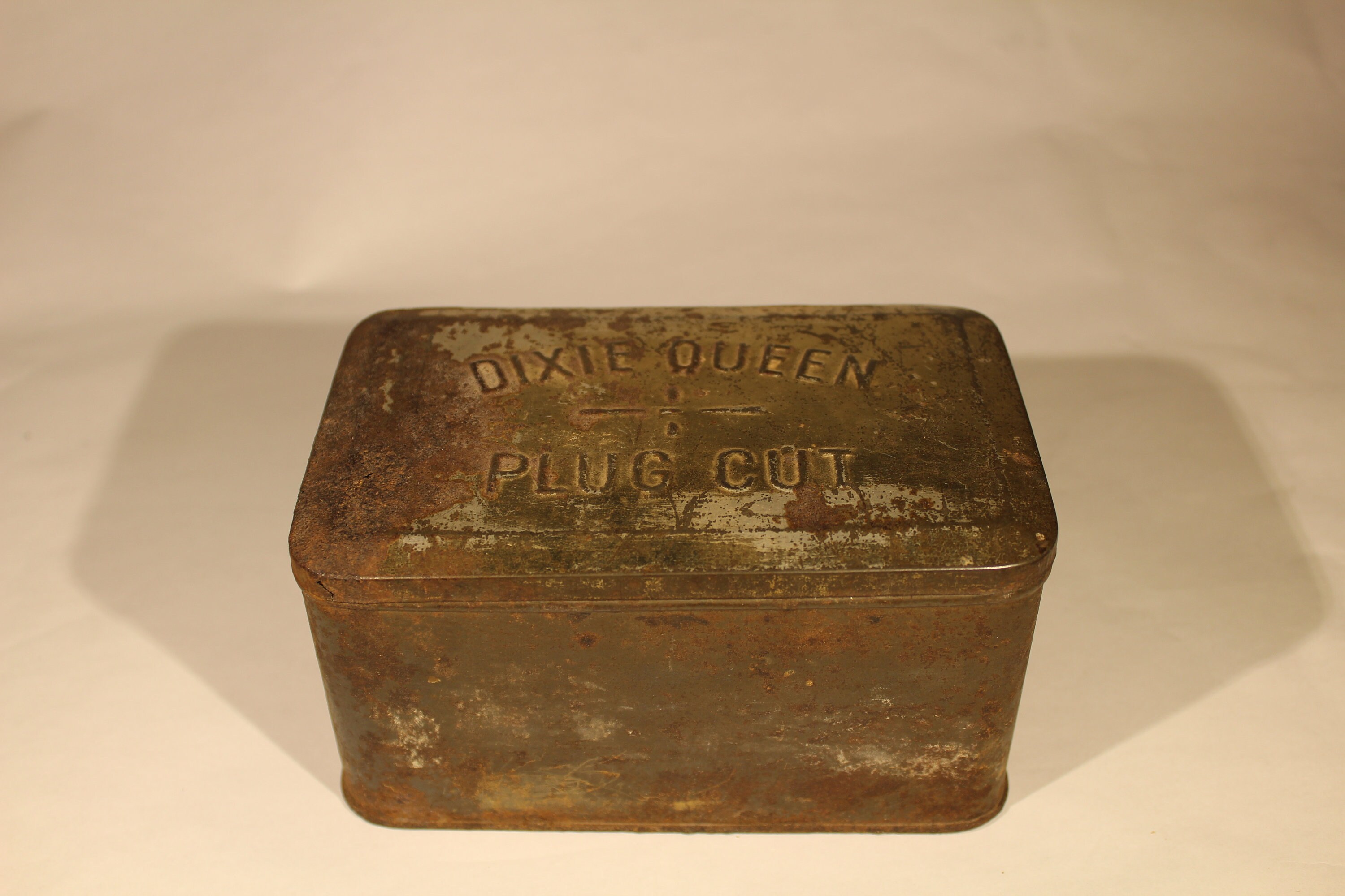 dixie queen tobacco tin Unadorned Dixie Queen dixie queen tobacco tin Unadorned Dixie Queen