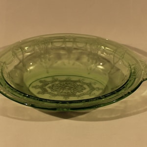 Anchor Hocking Uranium glass oval dish