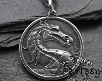 Pendentif en métal de dragon, collier argenté, pendentif de femmes, pendentif cadeau, collier soudé, pendentif de mode, pendentif gravé, pendentif d’hommes de dragon