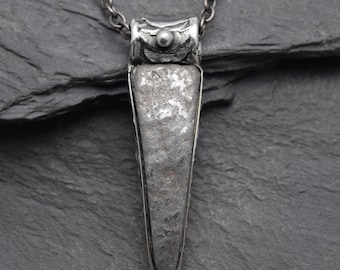 Silver plated Agate,Agate Pendant,silver necklace,Agate necklace,women pendant,silver pendant,Woman pendant,gift pendant,fantasyworld