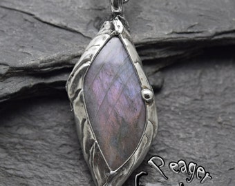 Labradorite Pendant,Amulet necklace,silver Women pendant,purple pendant,Spectrolite necklace,Metalwork handmade jewelry,chakra pendant