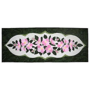 Wildfire Designs Alaska Daisies Flower Table Runner Applique Quilt Pattern