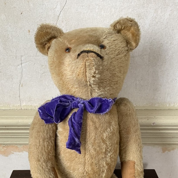 Large antique c1910 jointed straw-stuffed golden mohair teddy bear 24-inch