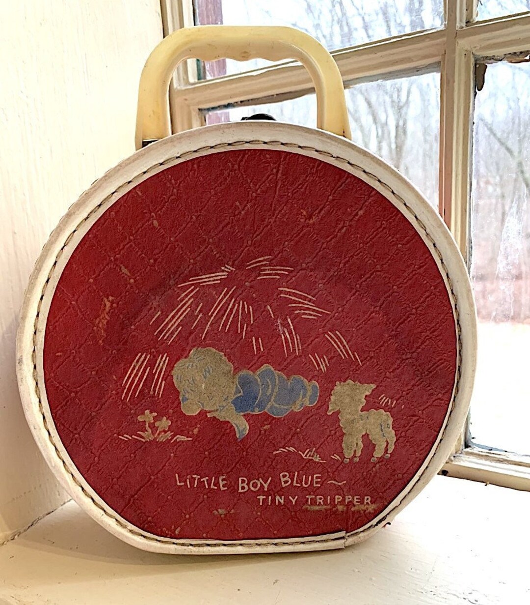 Vintage Little Boy Blue Tiny Tripper Child's Round Cardboard Suitcase ...