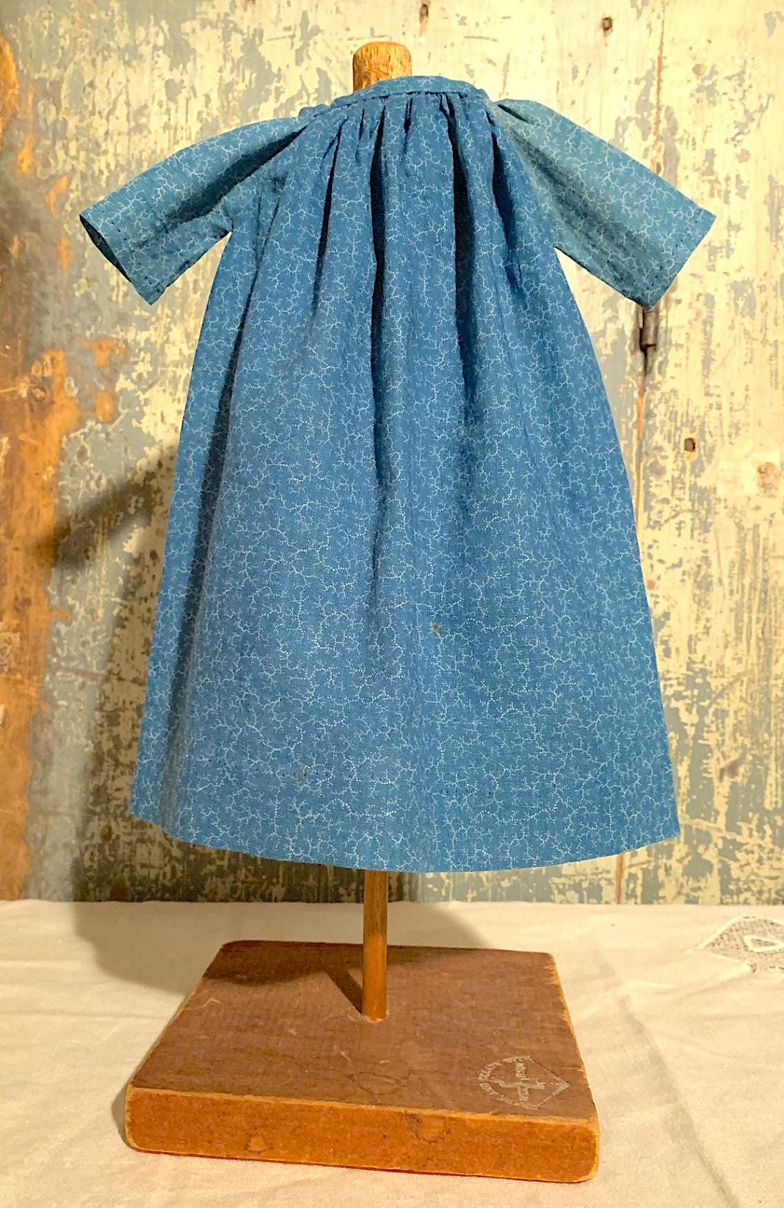 antique blue calico dress Antique 1800s Indigo Calico Work Dress main image 1