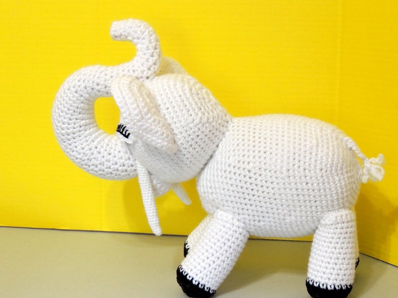 Elephant - Handmade Threadwork Stuffed Christmas Ornament 15 main image 1