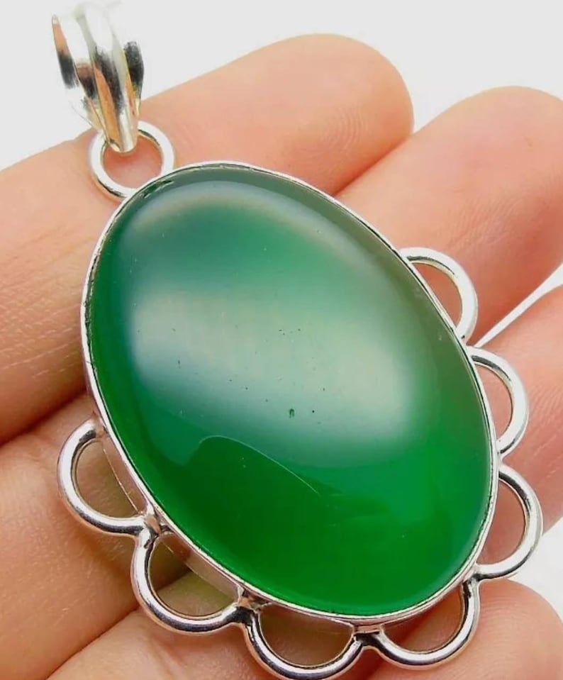 Quartz GreenOnyx Pendant 925 Silver 68mm Gifts Under 20 Statement Jewelry,EmeraldPendant,UK Seller,Gifts For Her,Boho,Vintage,Green Stone