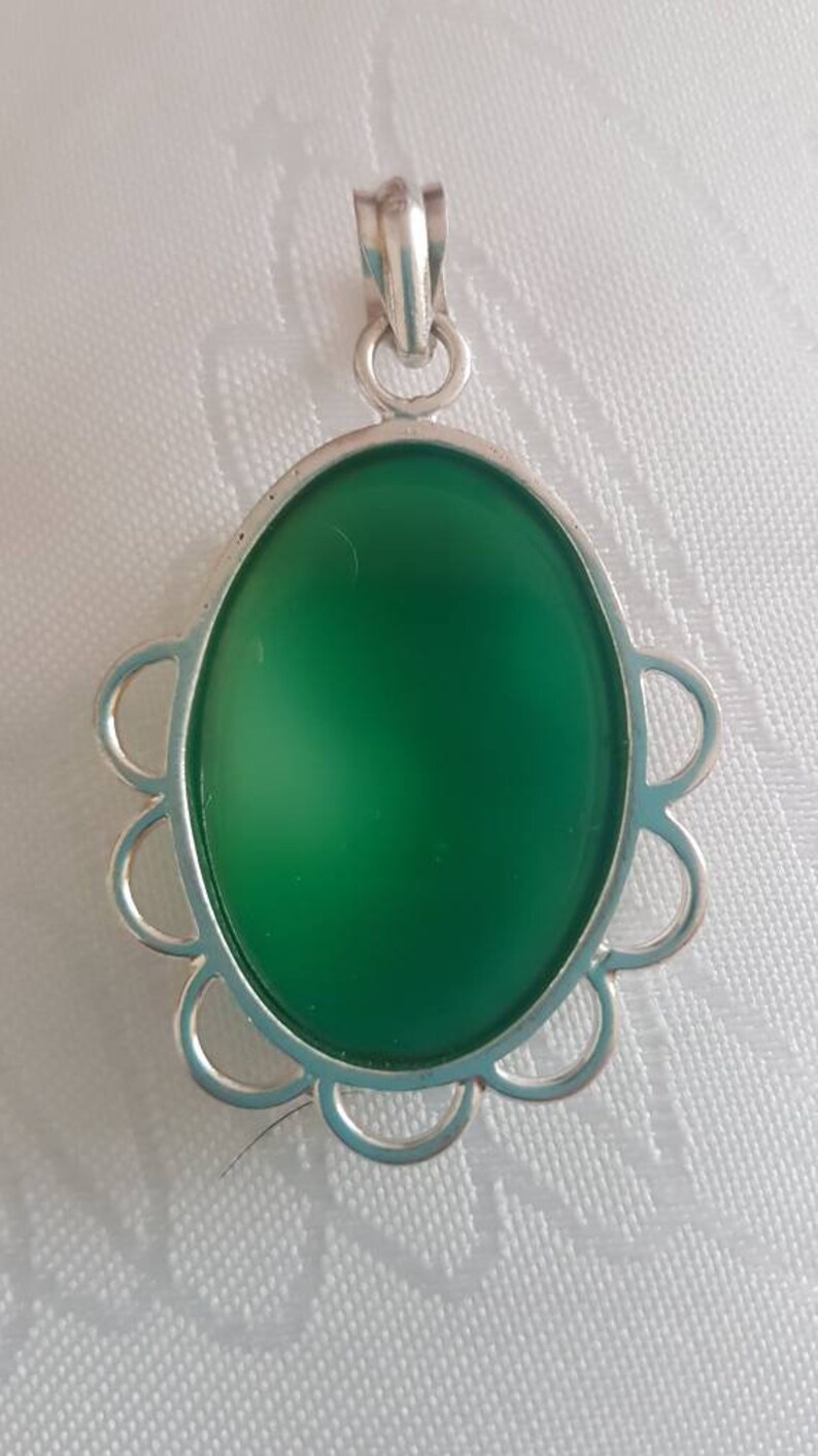 Quartz GreenOnyx Pendant 925 Silver 68mm Gifts Under 20 Statement Jewelry,EmeraldPendant,UK Seller,Gifts For Her,Boho,Vintage,Green Stone
