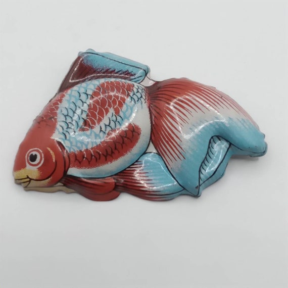 1970s Vintage Tin Goldfish Fantail Fish Brooch 4 1/2… Gem