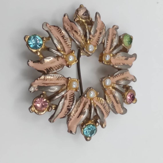 Very Old Vintage Flower Brooch Rhinestone Enamel … - image 1