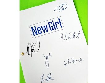 New Girl TV Pilot Script Signed Zooey Deschanel, Jake Johnson, Max Greenfield, Lamorne Morris, Hannah Simone, Damon Wayans Jr.