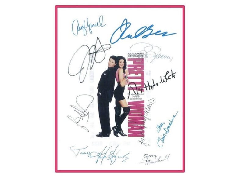 Pretty Woman Movie Script Signed Screenplay Autographed: Julia Roberts, Richard Gere, Hector Elizondo, Elinor Donahue, Laura San, Giacomo image 1