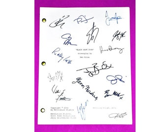 Black Hawk Down Movie Script signed Ridley Scott, Josh Harnett, Ewan McGregor, Tom Sizemore, Ewen Bremner, Hugh Dancy