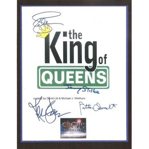 The King of Queens Pilot Episode TV Script Signature Autographs: Kevin James, Leah Remini, Jerry Stiller, Patton Oswalt